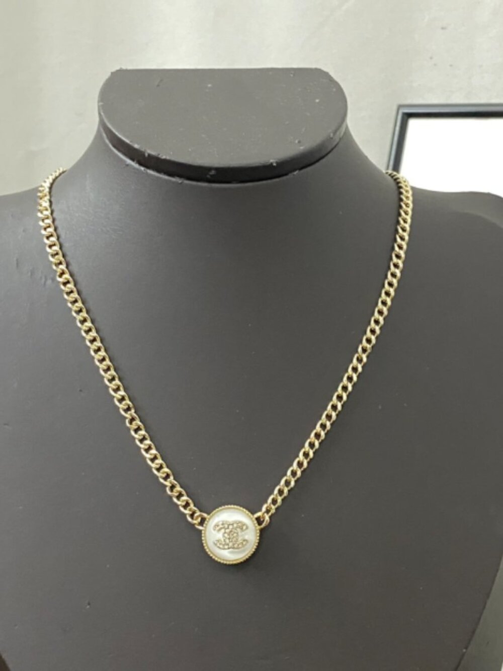 Chanel Necklace - Picture 2 of 6